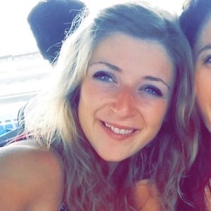 Meet your Posher, Shira